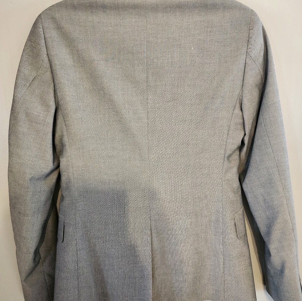 Perry Ellis suit - Picture 6 of 8